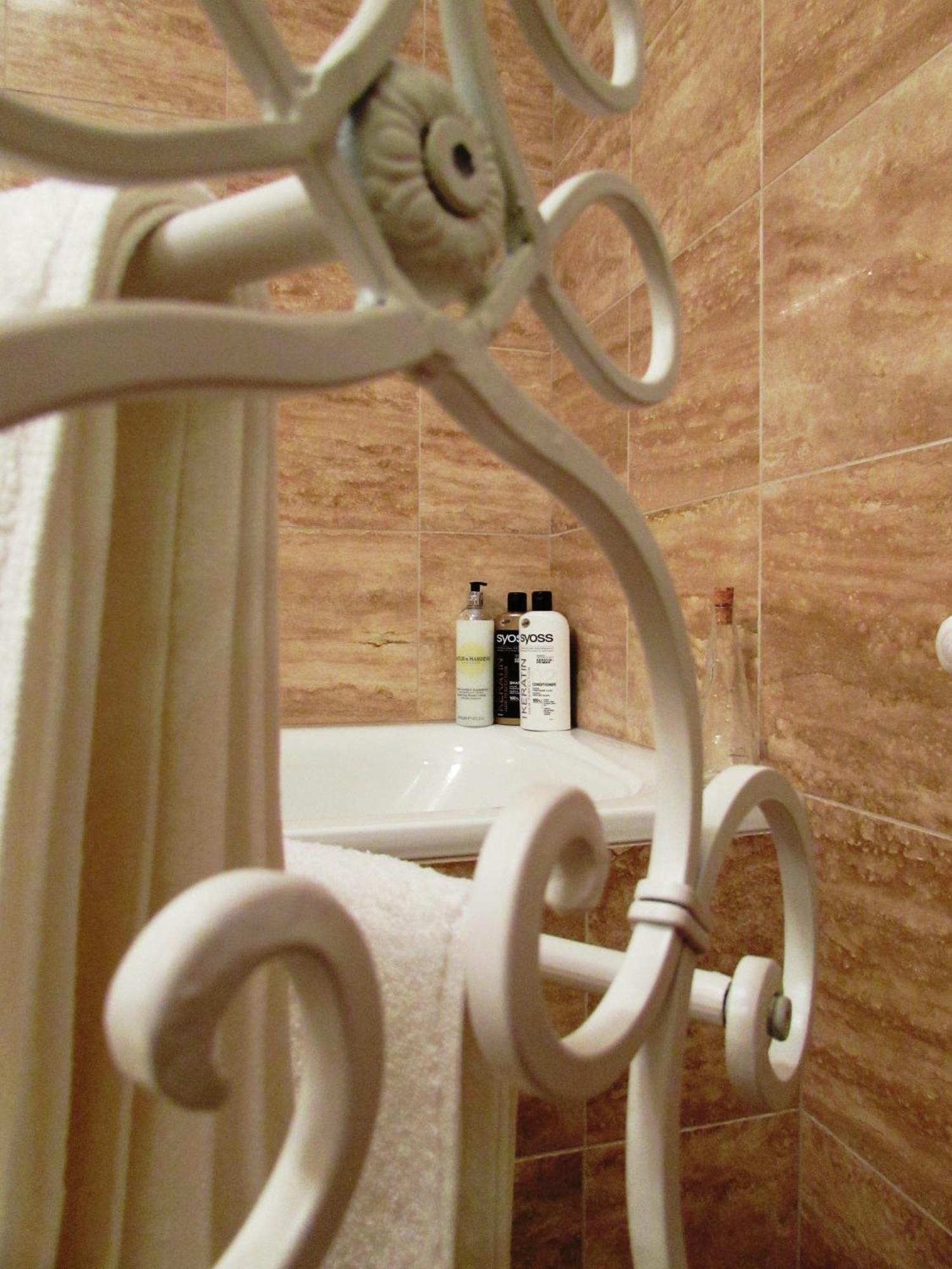 Colours Apartments Superior With Free Parking Будапеща Екстериор снимка